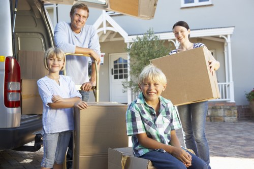 Careful moving support for a flat relocation in Belgravia