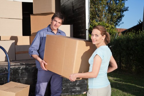 Central London moving van for apartment removals